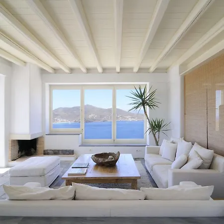 Joy Ftelia (Mykonos)